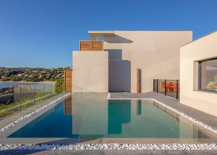 Le Jardin D'emile Отель