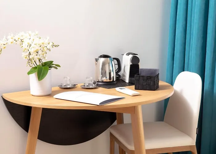 Le Jardin D'emile Отель *