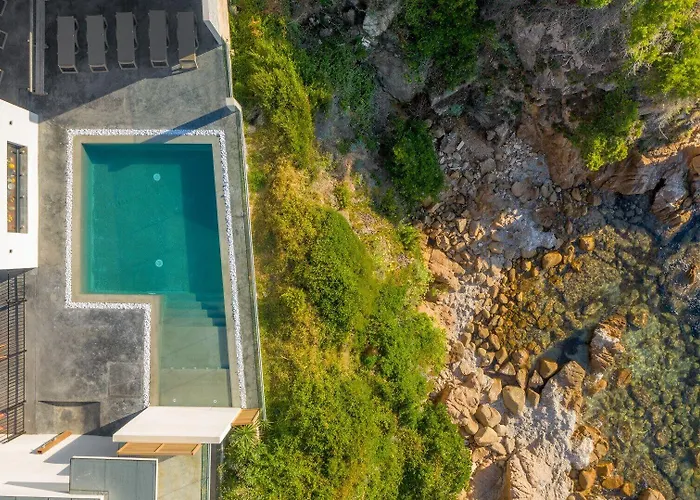 Le Jardin D'emile Отель *