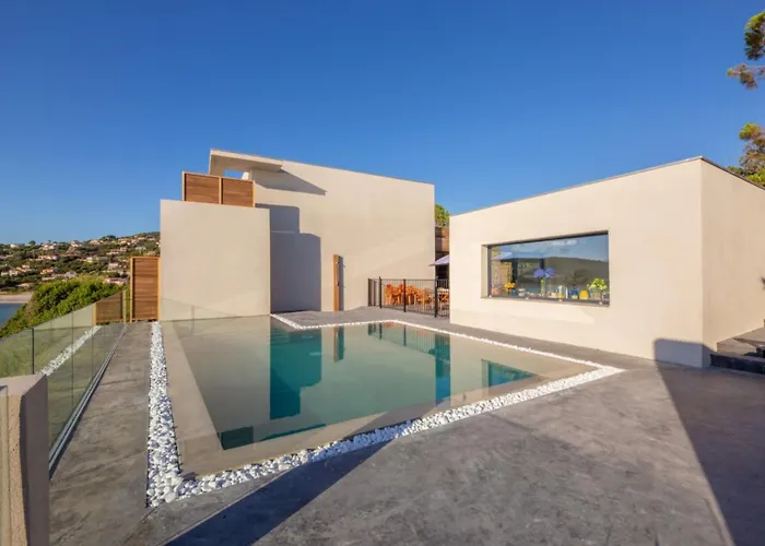 Le Jardin D'emile Портисьо